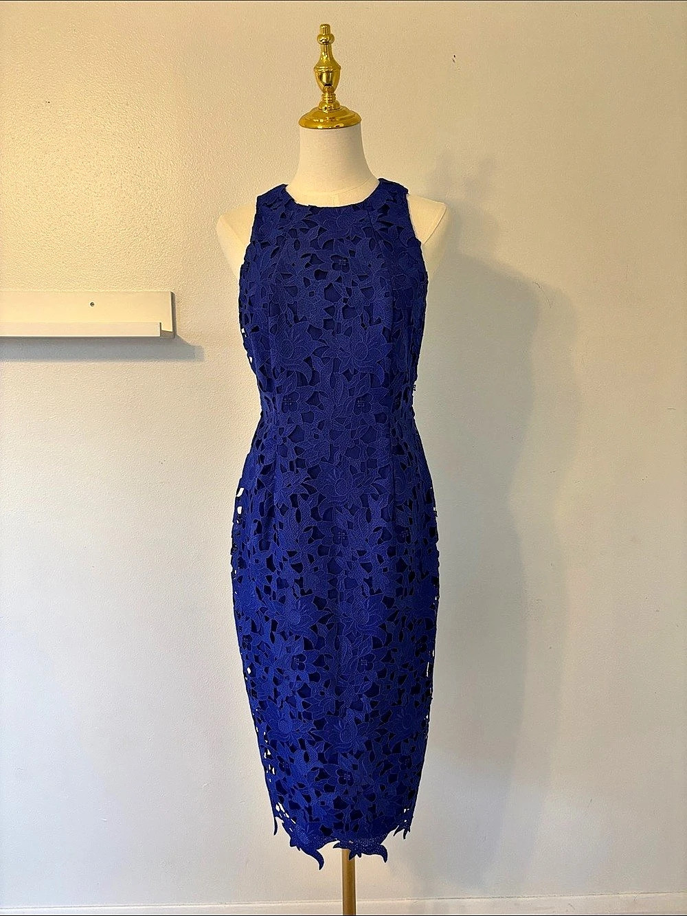 Antonio Melani Royal Blue Guipure Cutout Lace Midi Sheath Dress Size 4